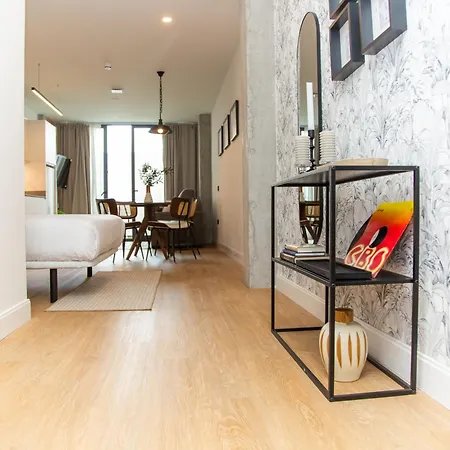Apartamento The 153 *